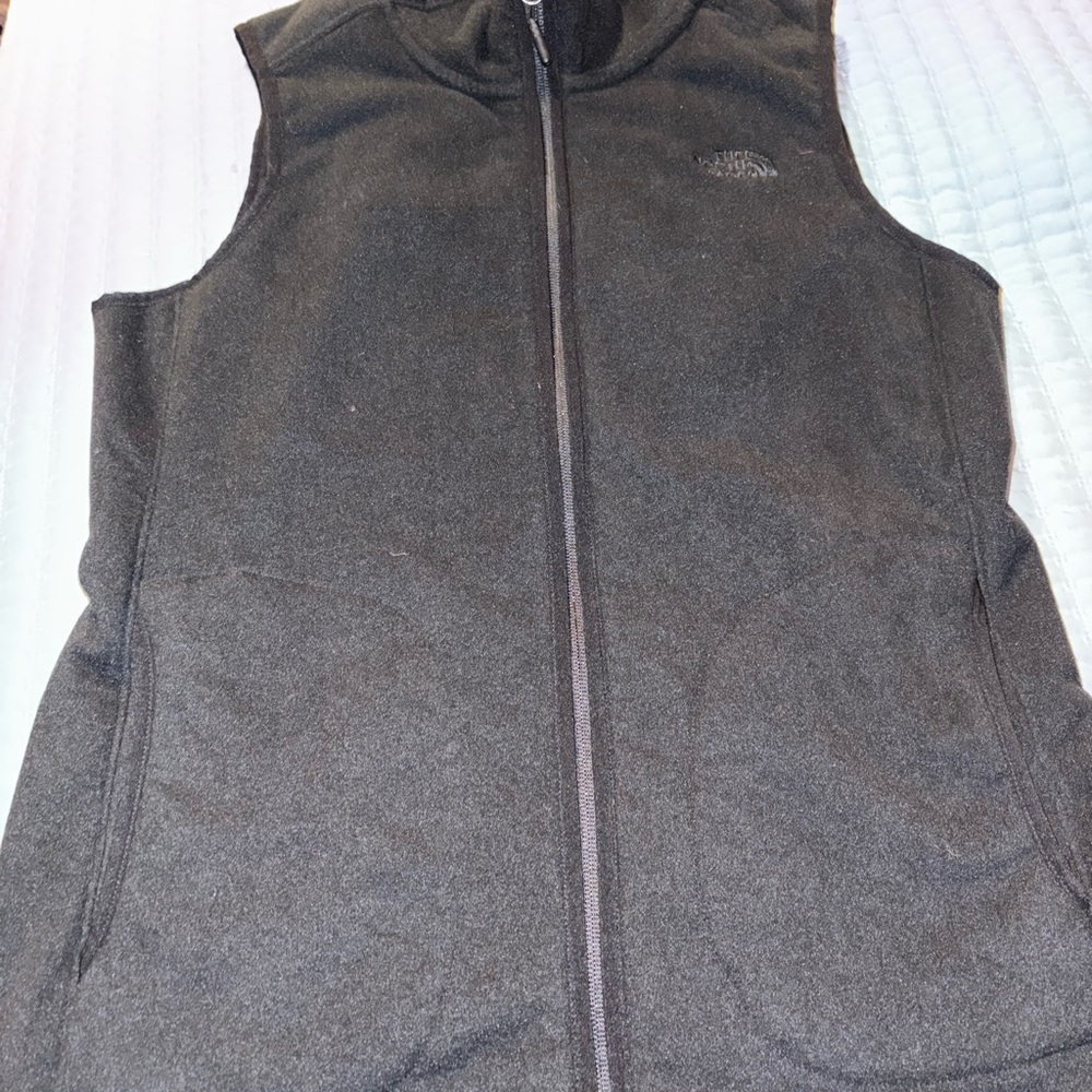 The North Face women’s Charcoal Vest